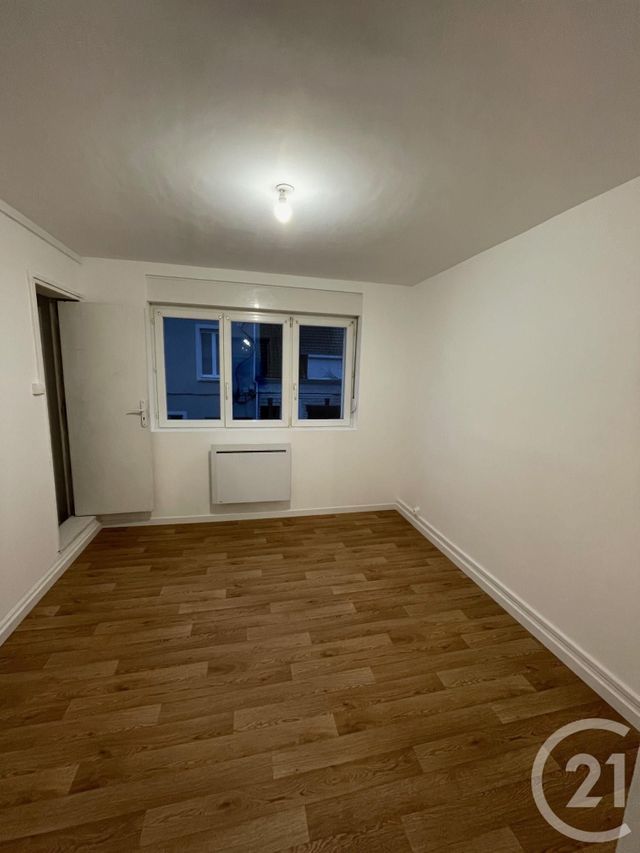 Appartement F2 à louer - 2 pièces - 32.52 m2 - CALAIS - 62 - NORD-PAS-DE-CALAIS - Century 21 Immopale